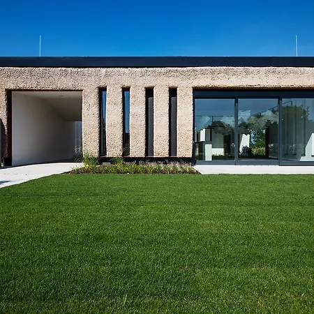 Artkazal Villa Morahalom