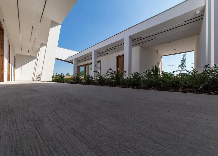Villa Artkazal *